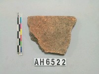 藏品(褐色夾砂陶口緣)的圖片